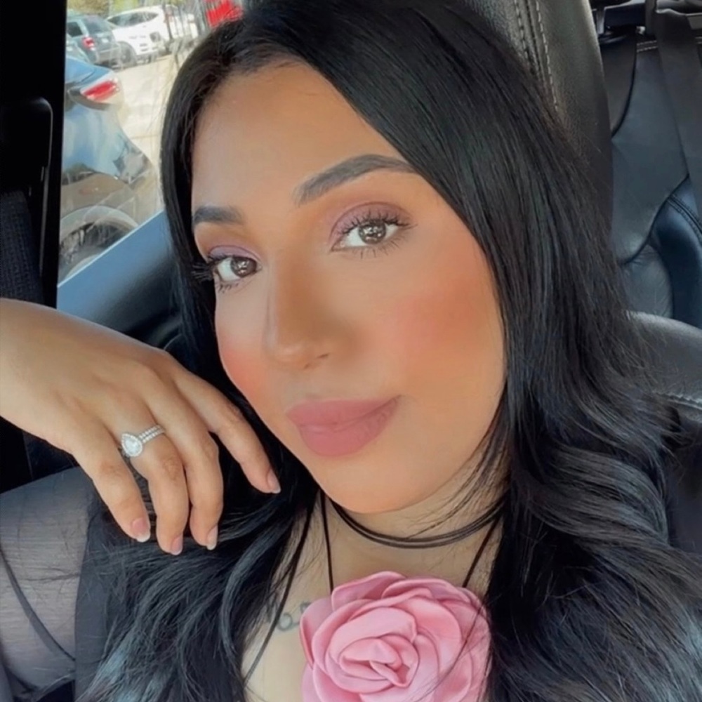 Meet your Posher, Janie